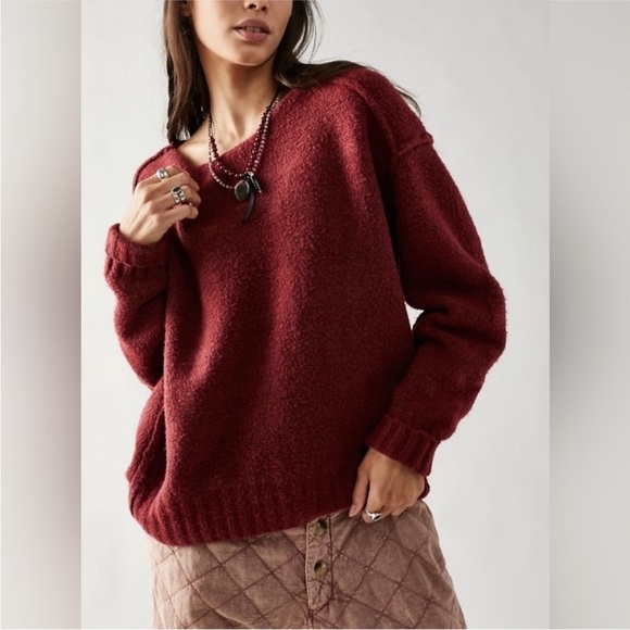 Free People Care Eastwood Tunic Sweater. - Picture 2 of 10